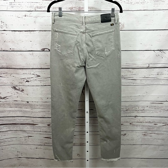Lucky Brand Light Gray Distressed Brooke Legging Jeans Raw Hem Size 10/30 - Picture 3 of 11